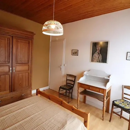 Casa vacanze Maison En Pierre Au Coeur Du Cantal Avec Jardin Et Parking Prive - Fr-1-742-491 Vic-sur-Cère